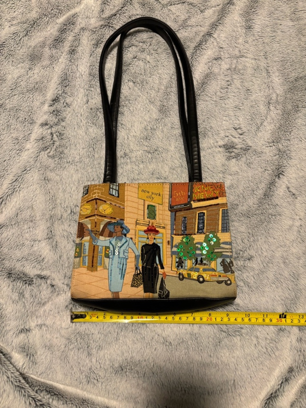 Embroidered City-Scene Shoulder Bag in Beige and Black - Picture 6 of 11